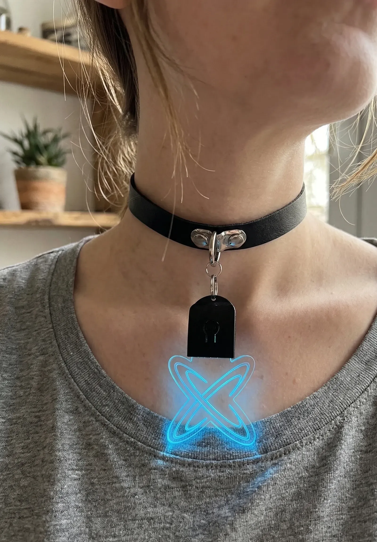 Omnivibe Quantum Light Chain Choker