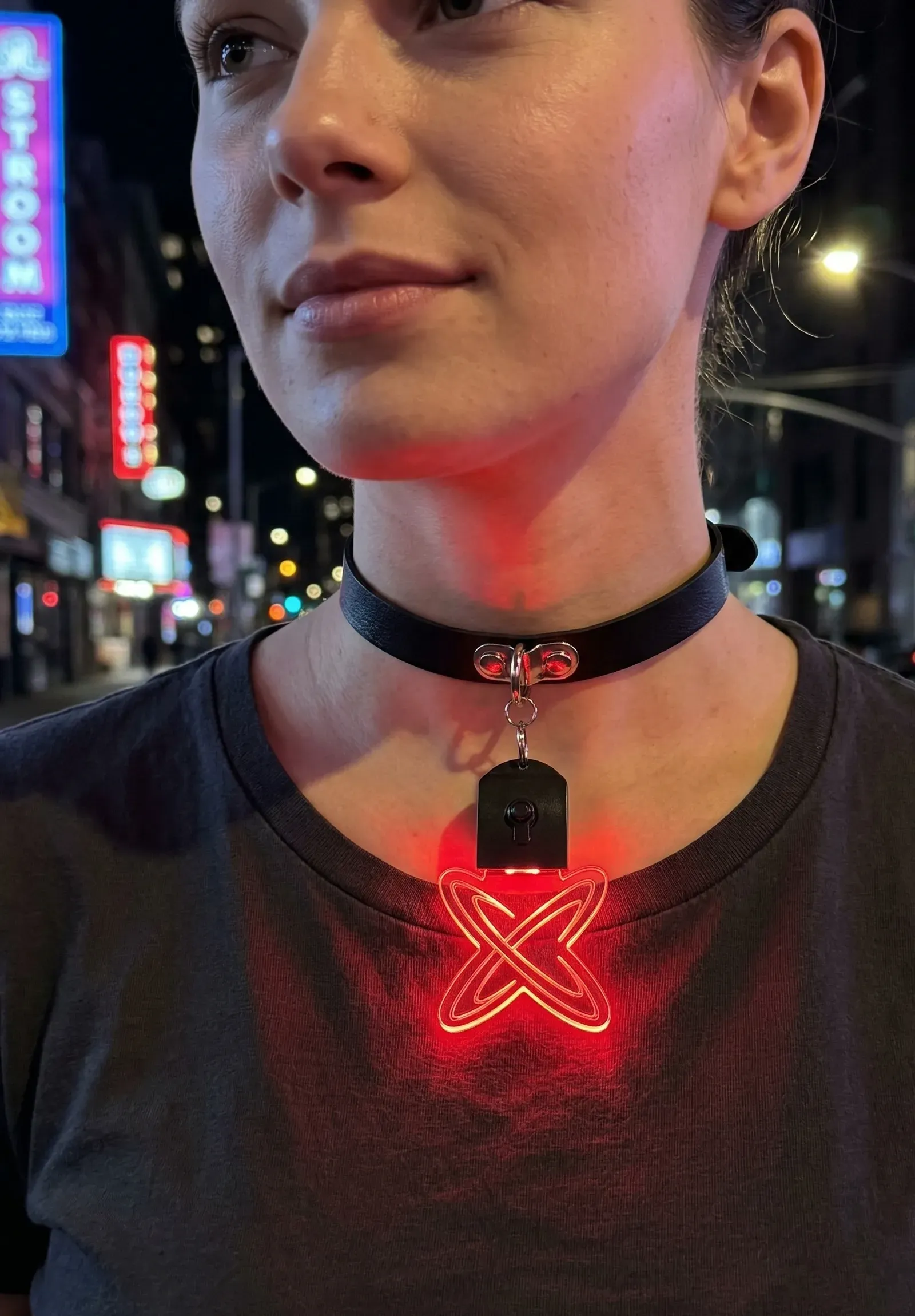 Omnivibe Quantum Light Chain Choker - alternate view